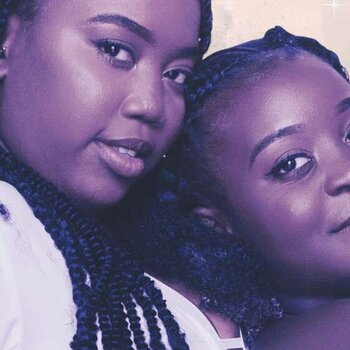 Comment comparer les tarifs des coiffeuses afro à domicile ?